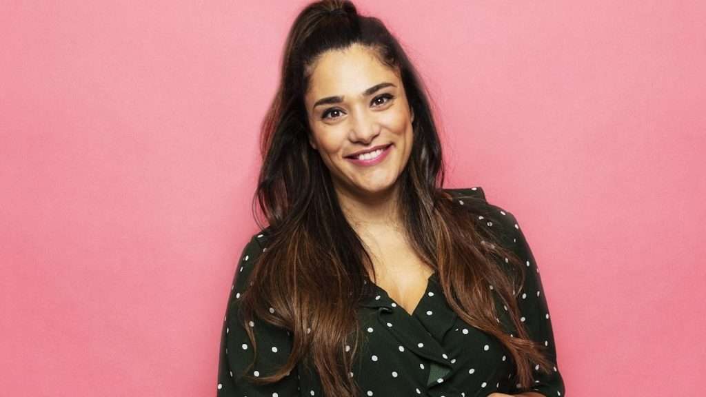 Farah Abadi Längd
