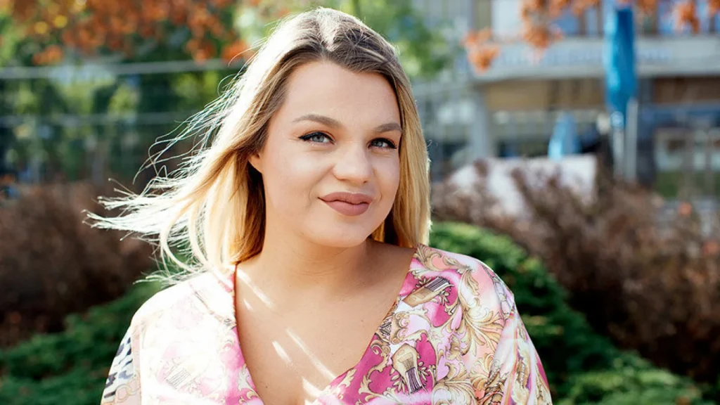 Hur Lång Är Jonna Lundell
