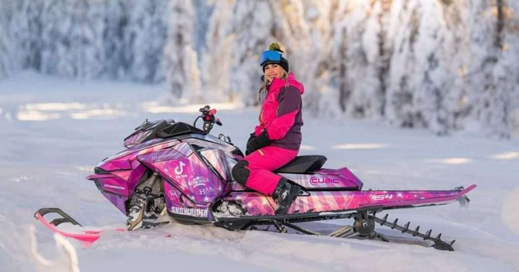 Lia Larsson Pojkvän