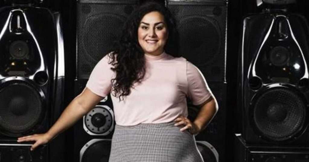Tina Mehrafzoon Familj